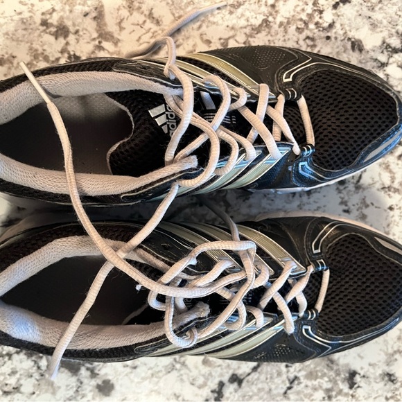 Adidas men’s running shoe 11.5 - Picture 2 of 5